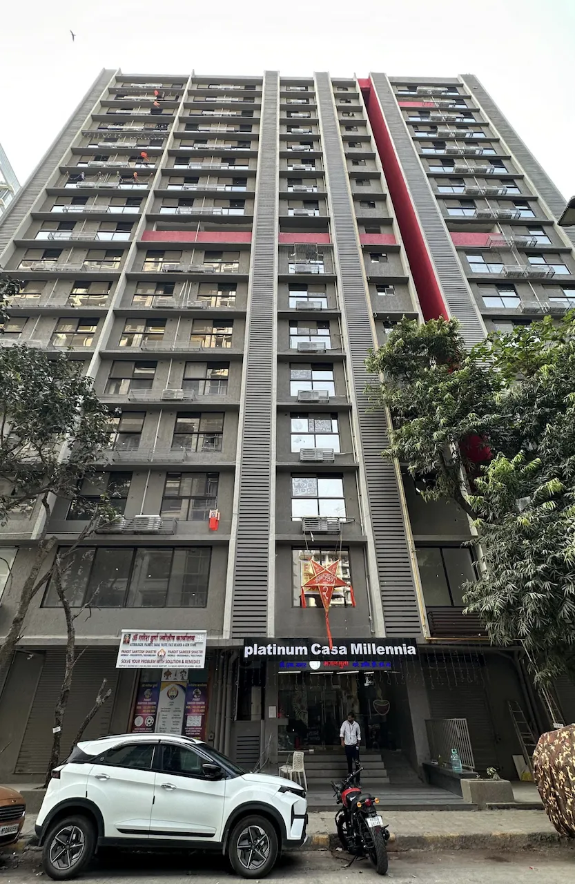 1 BHK Fully Furnished in Platinum Casa Millennia, Andheri West - Photo 4
