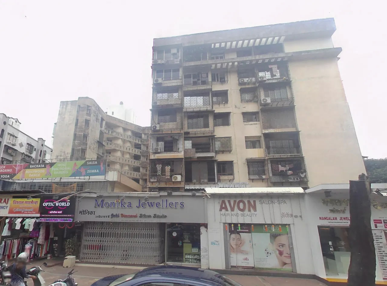 1 BHK Semi-Furnished in Avon Plaza , Kandivali East