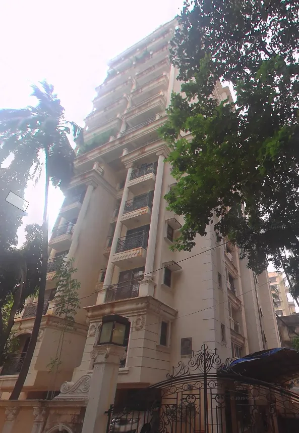 5 BHK in 10 Central Avenue, Santacruz West