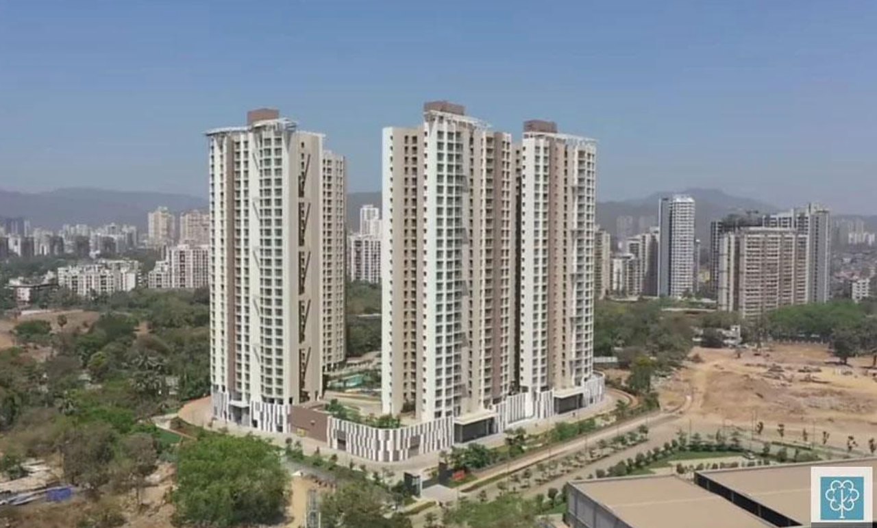 3 BHK Semi-Furnished in Kalpataru Sunrise, Thane West - Photo 2