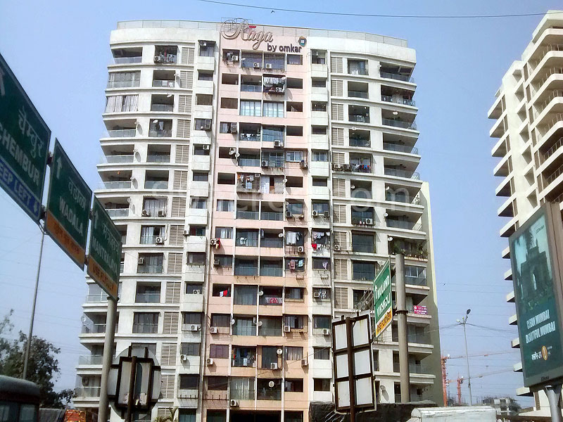 1.5 Semi-Furnished in Omkar Raga , Chembur