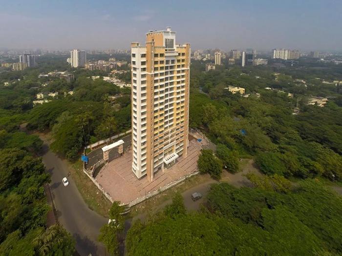 4 BHK in Sai Srishti, Chembur