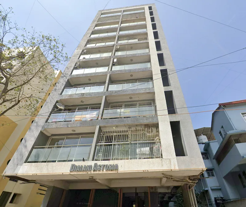 1 BHK Unfurnished in Parshwa Dialani Astoria , Santacruz East