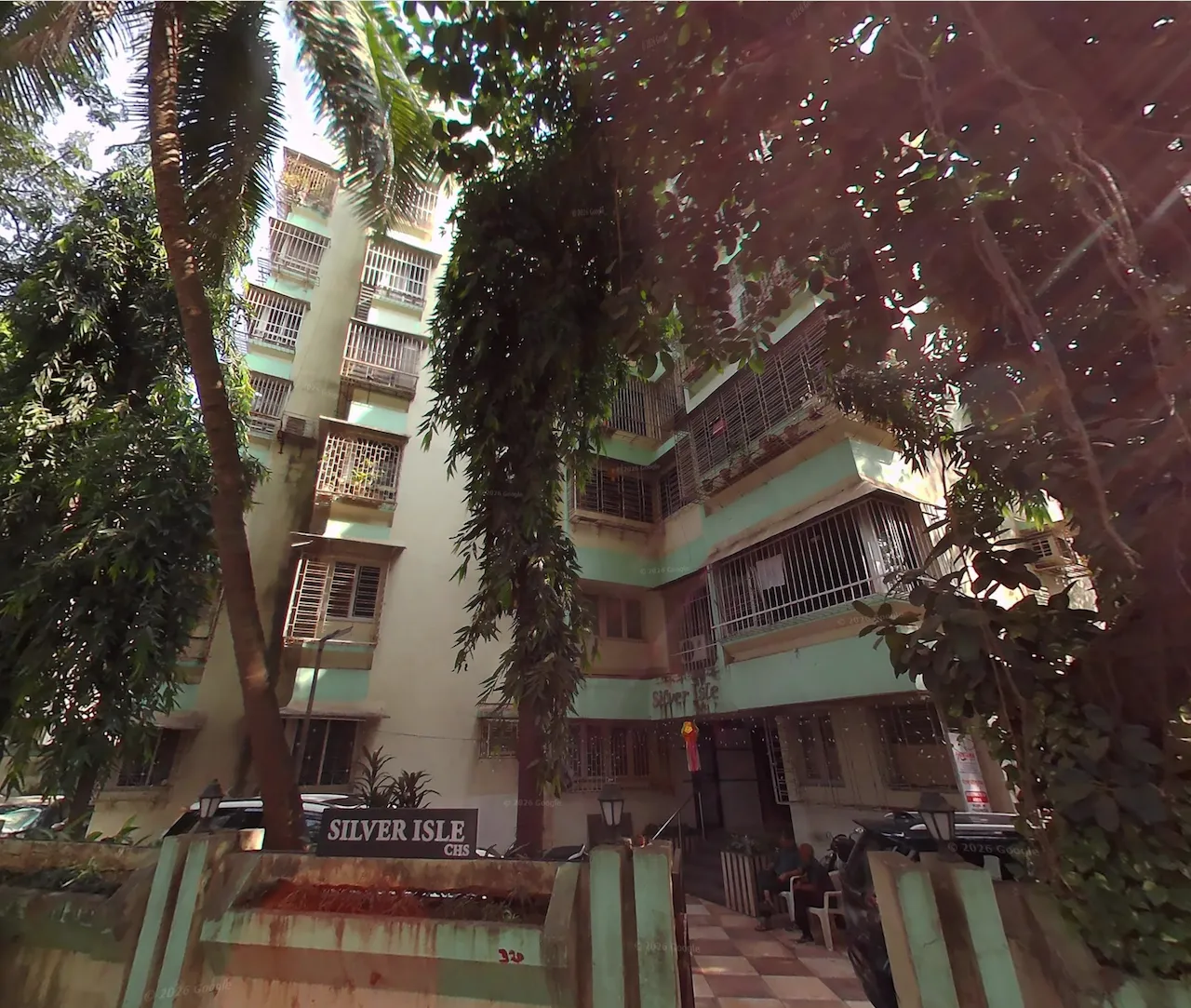 2 BHK in Silver Isle, Andheri West