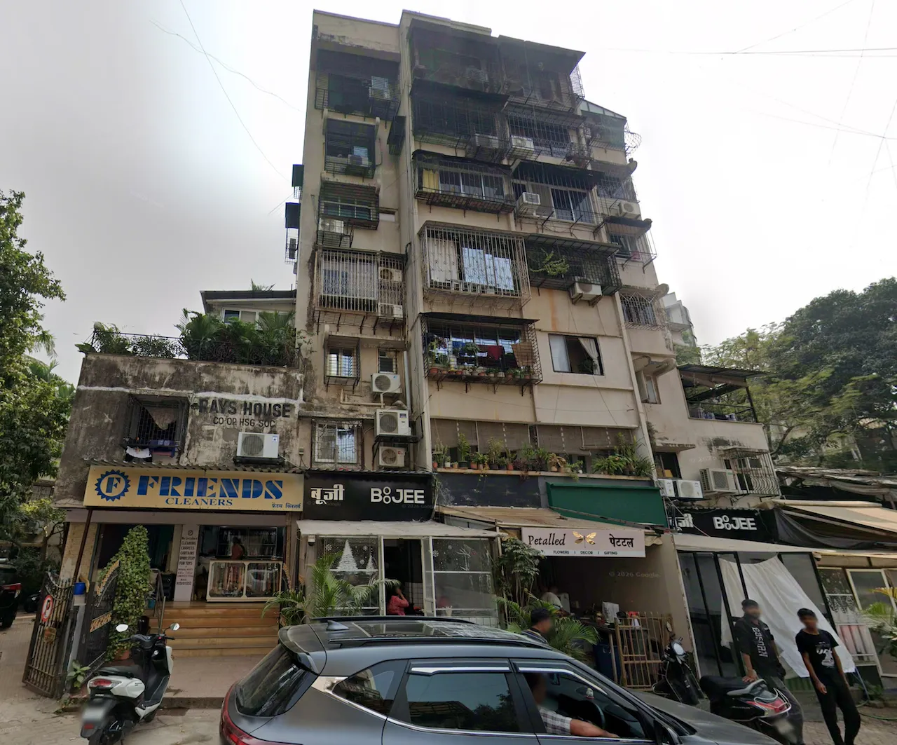 1.5 Fully Furnished in Rays House , Bandra West
