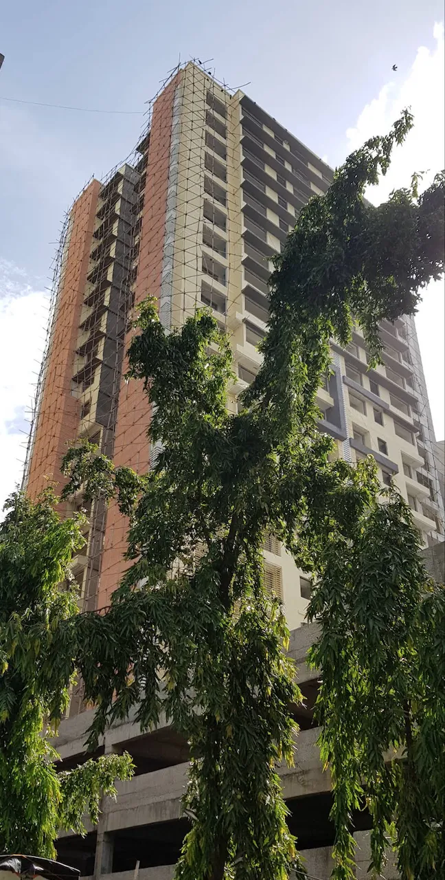 3 BHK Un Furnished in Goregaon Pearl CHS , Goregaon West