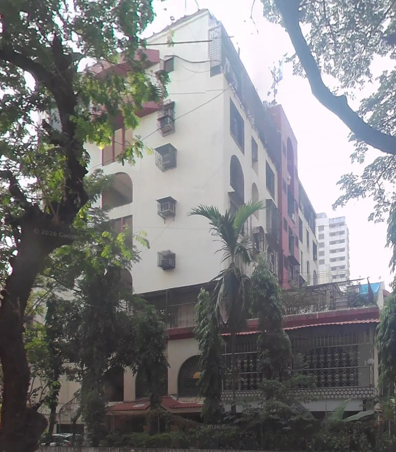 4 BHK Fully Furnished in Crystal Palace, Malad West - Photo 2