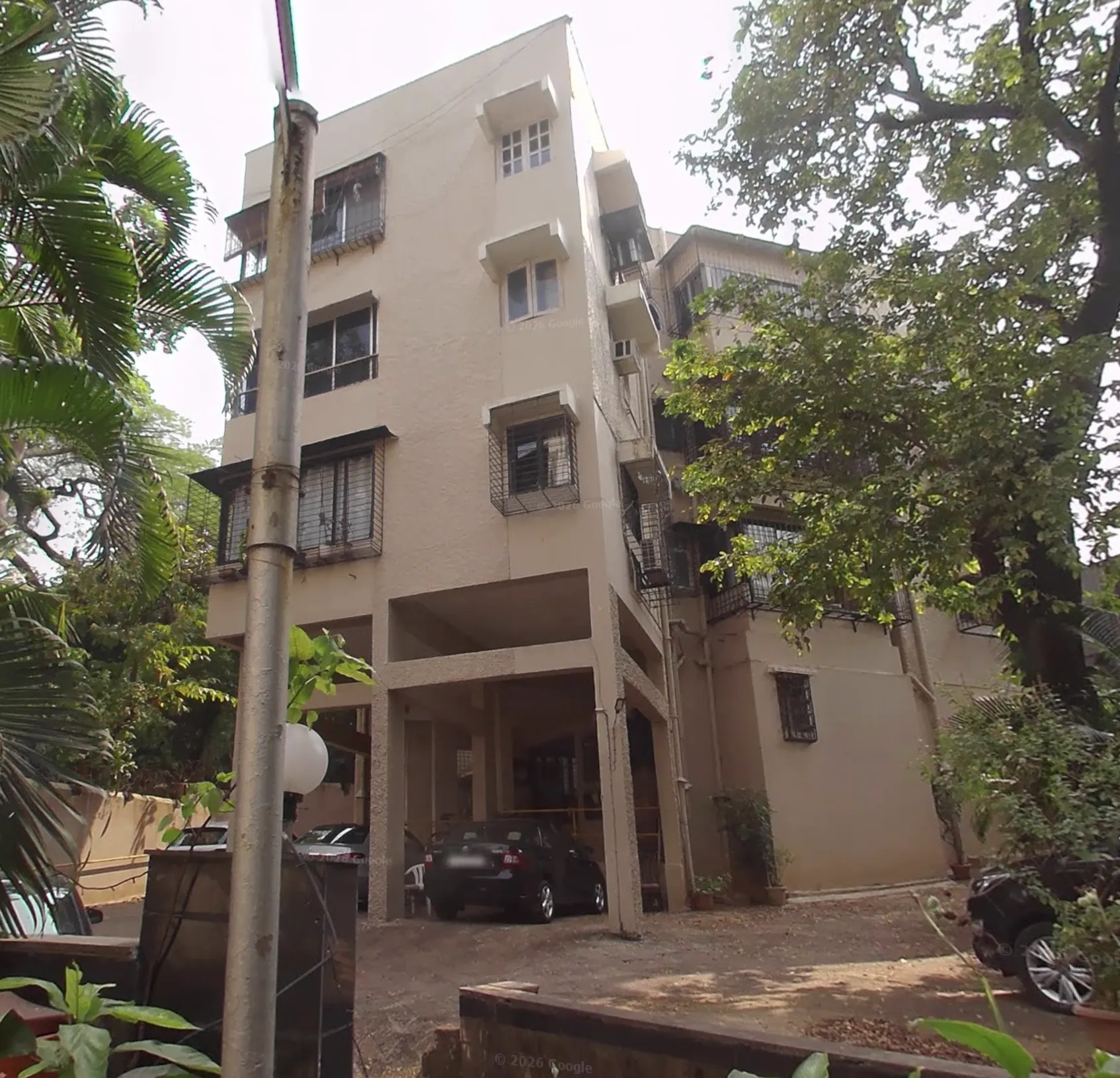 2 BHK Fully Furnished in Mount Pali Apartments, Bandra West