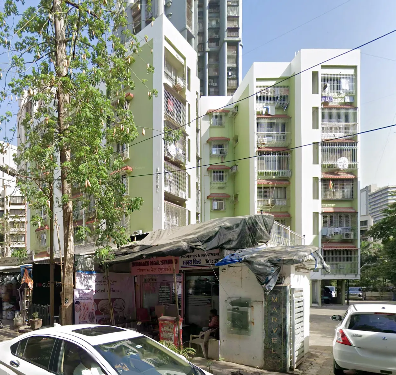 2 BHK Un Furnished in Marvel , Andheri West