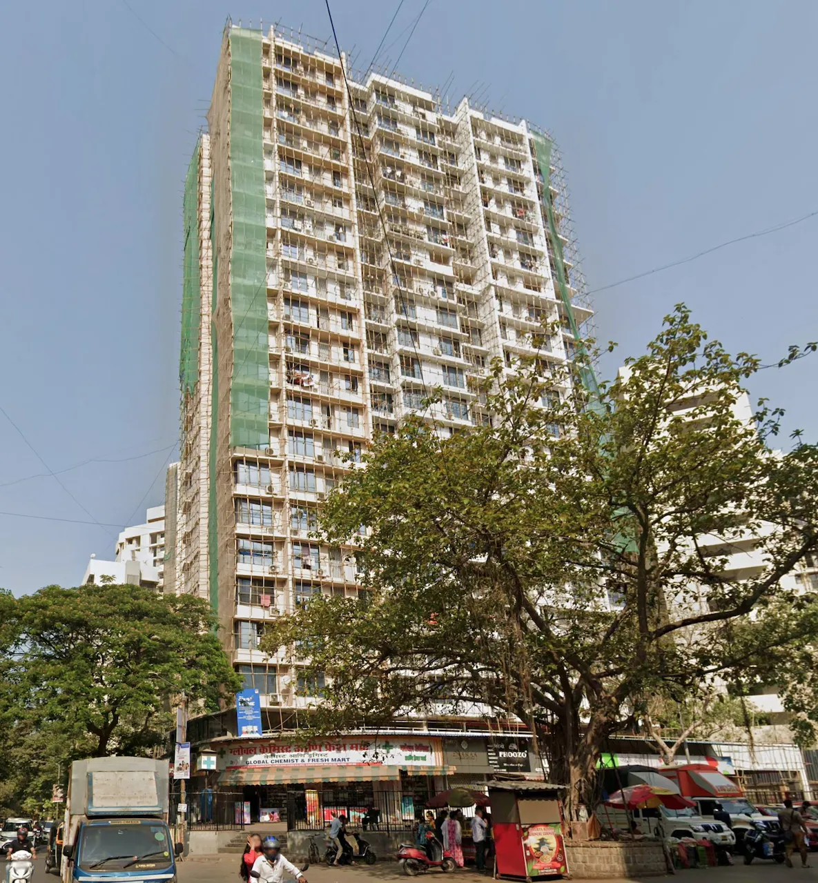 3 BHK Semi Furnished in Asmita Sand Dunes , Malad West