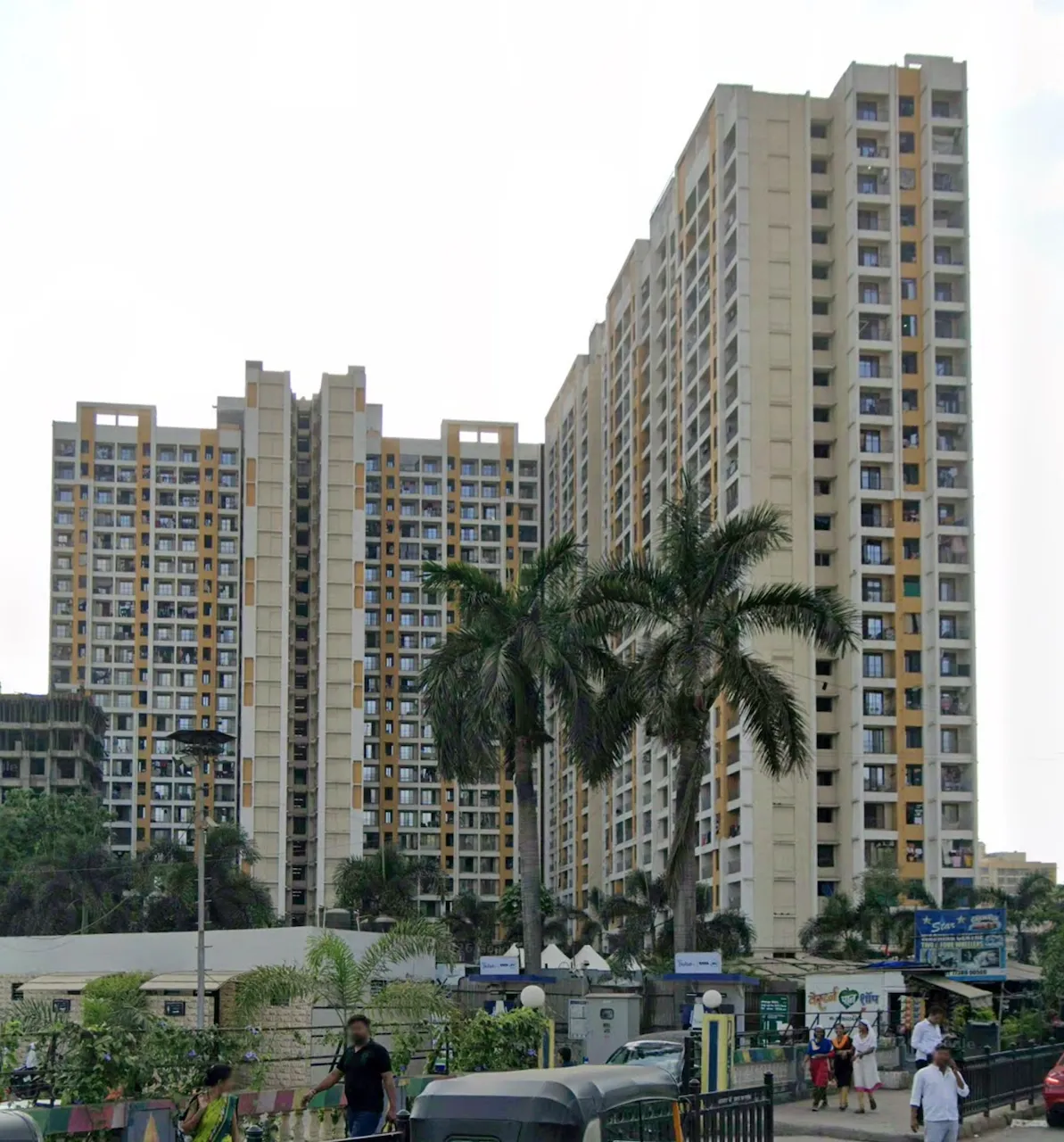2 BHK Semi Furnished in Tiara Hills , Mira Road