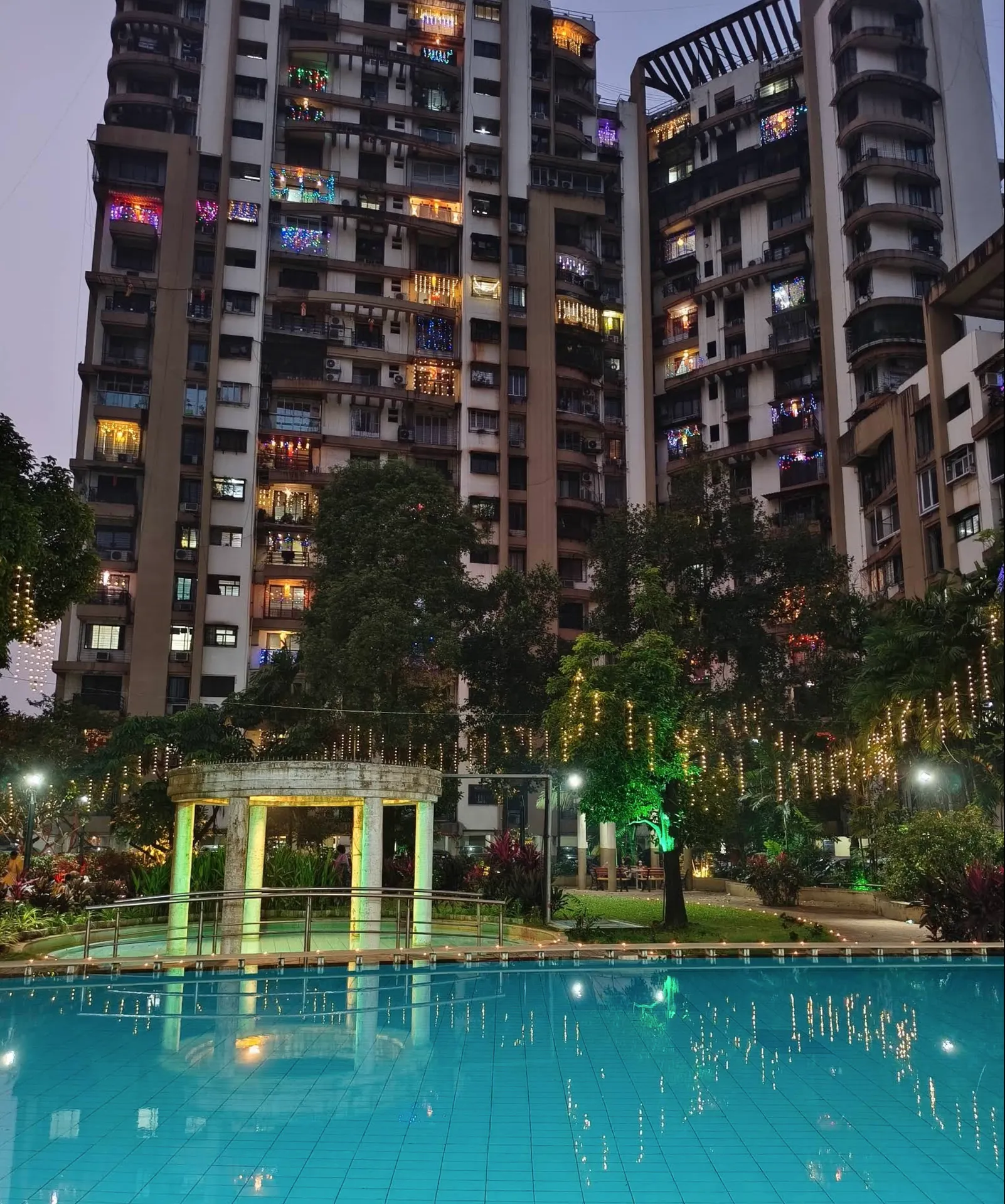 3 BHK in Eternity Chs, Thane West - Photo 2