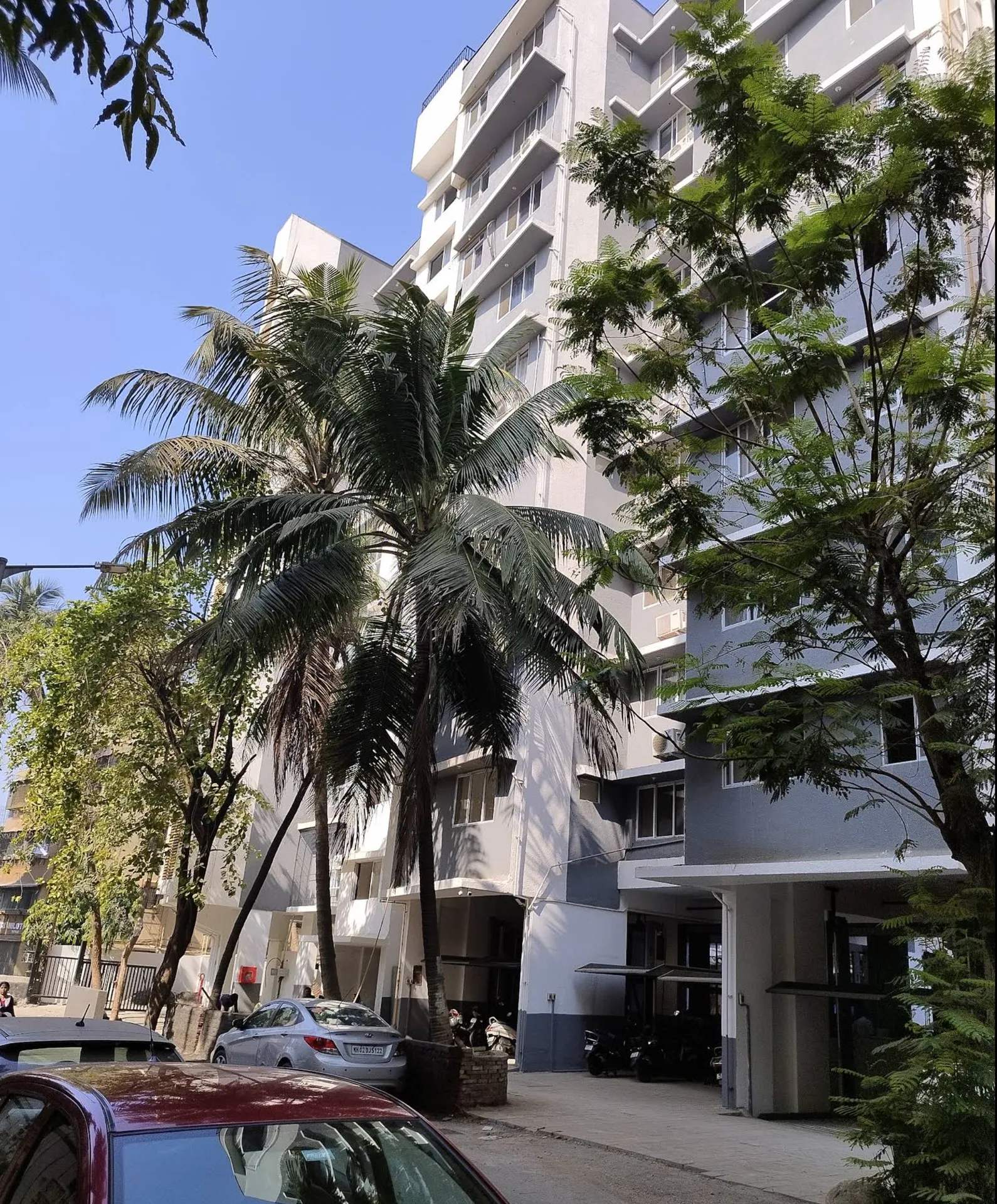 2 BHK Semi-Furnished in Paranjape Ujval, Goregaon East - Photo 2