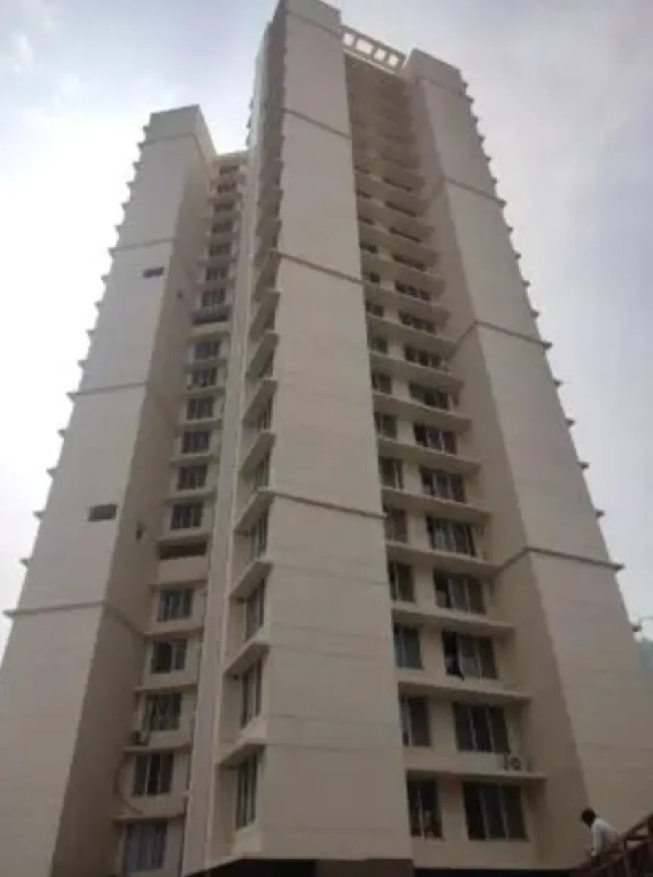 2 BHK Fully Furnished in Gabadia Heights, Kandivali West
