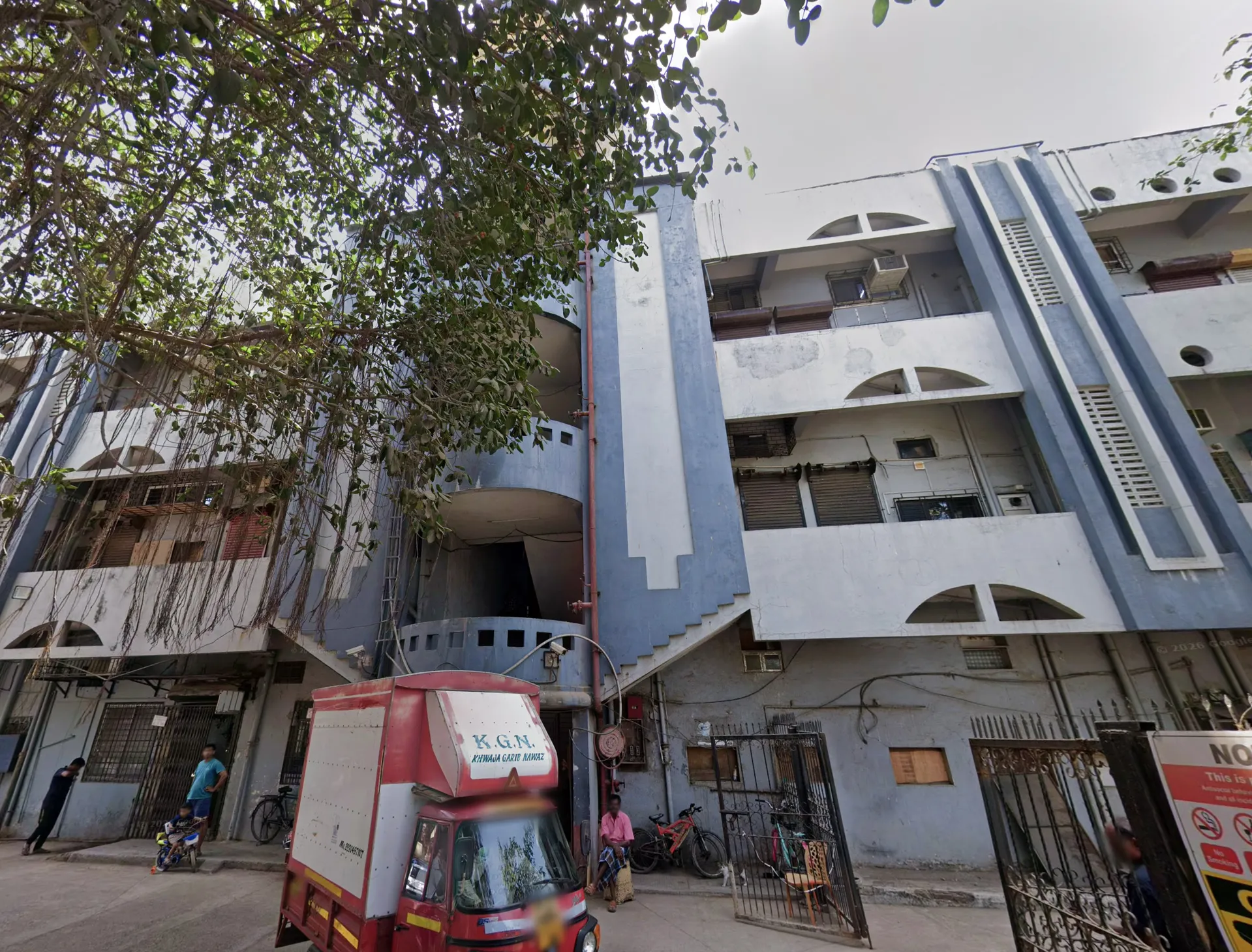 Office Fully Furnished in OSHIWARA INDUSTRIAL CENTRE, Goregaon West