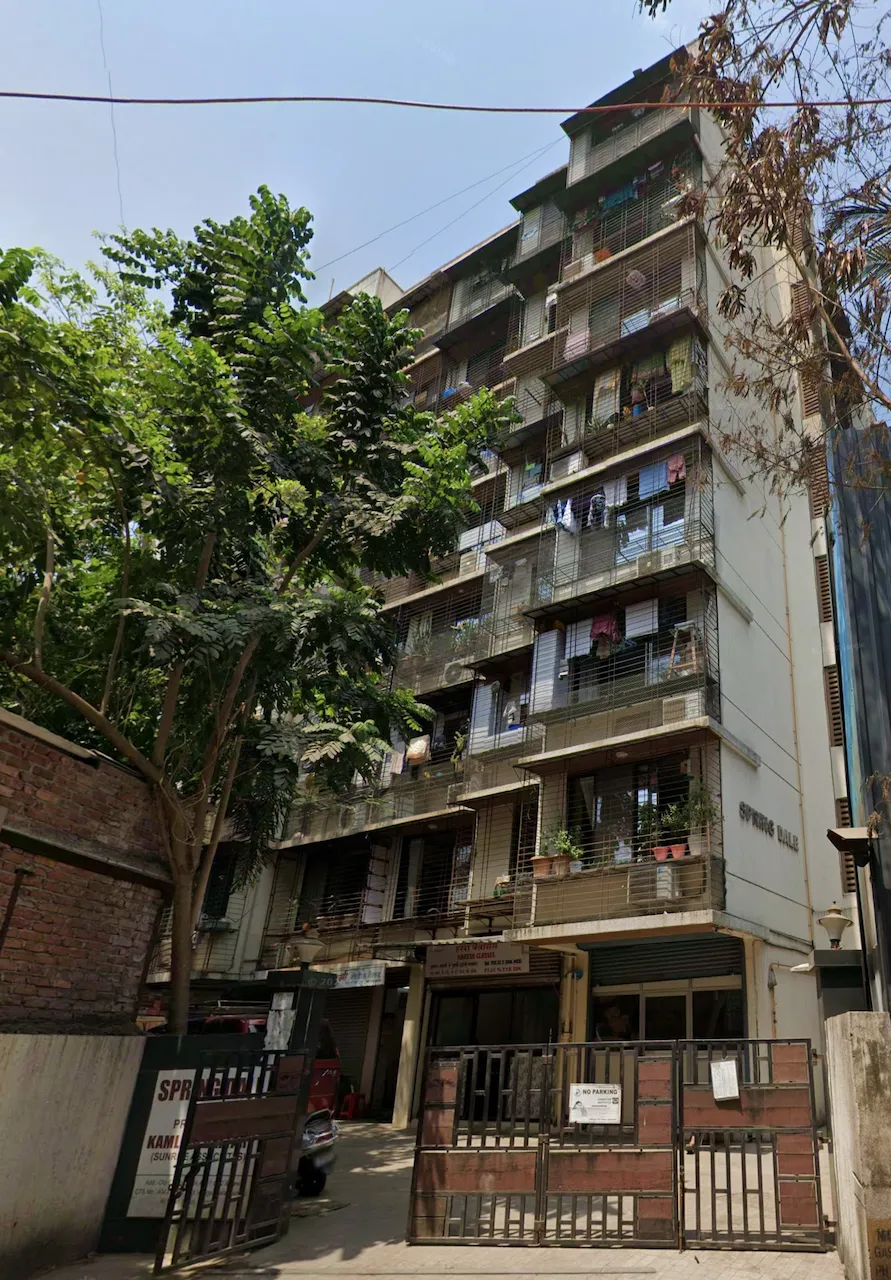 3 BHK Semi Furnished in Spring Dale , Malad West
