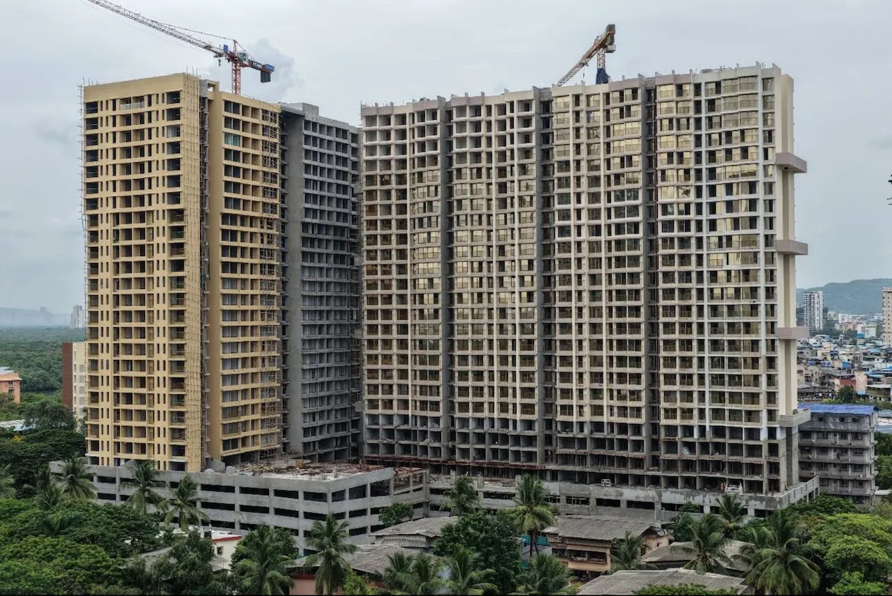 2 BHK Semi Furnished in 10 Marina Bay, Vashi - Photo 2