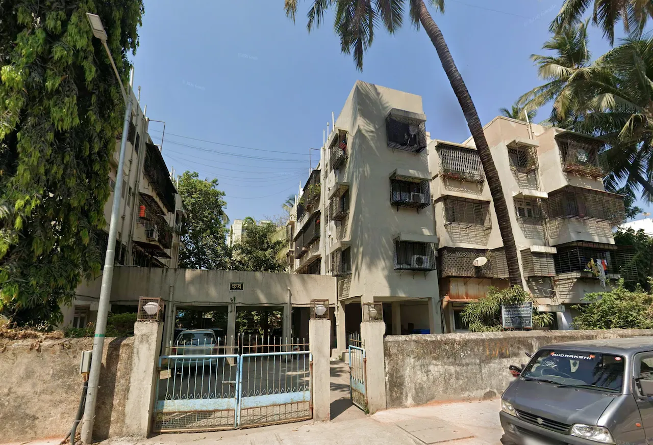 3 BHK in Kanva CHS, Santacruz West - Photo 2