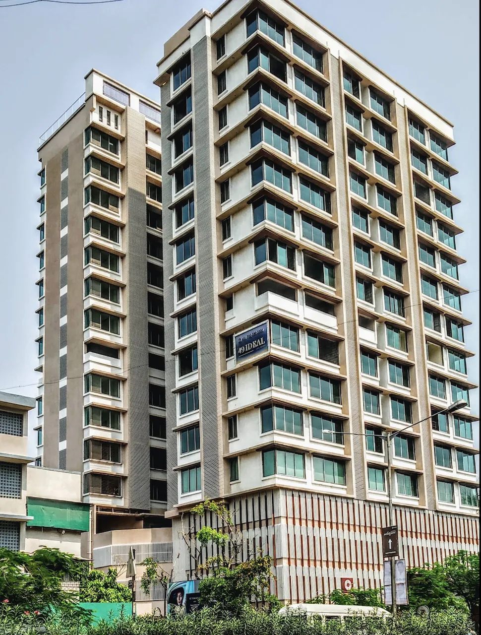 3 BHK in Chandak Ideal 49, Juhu - Photo 1