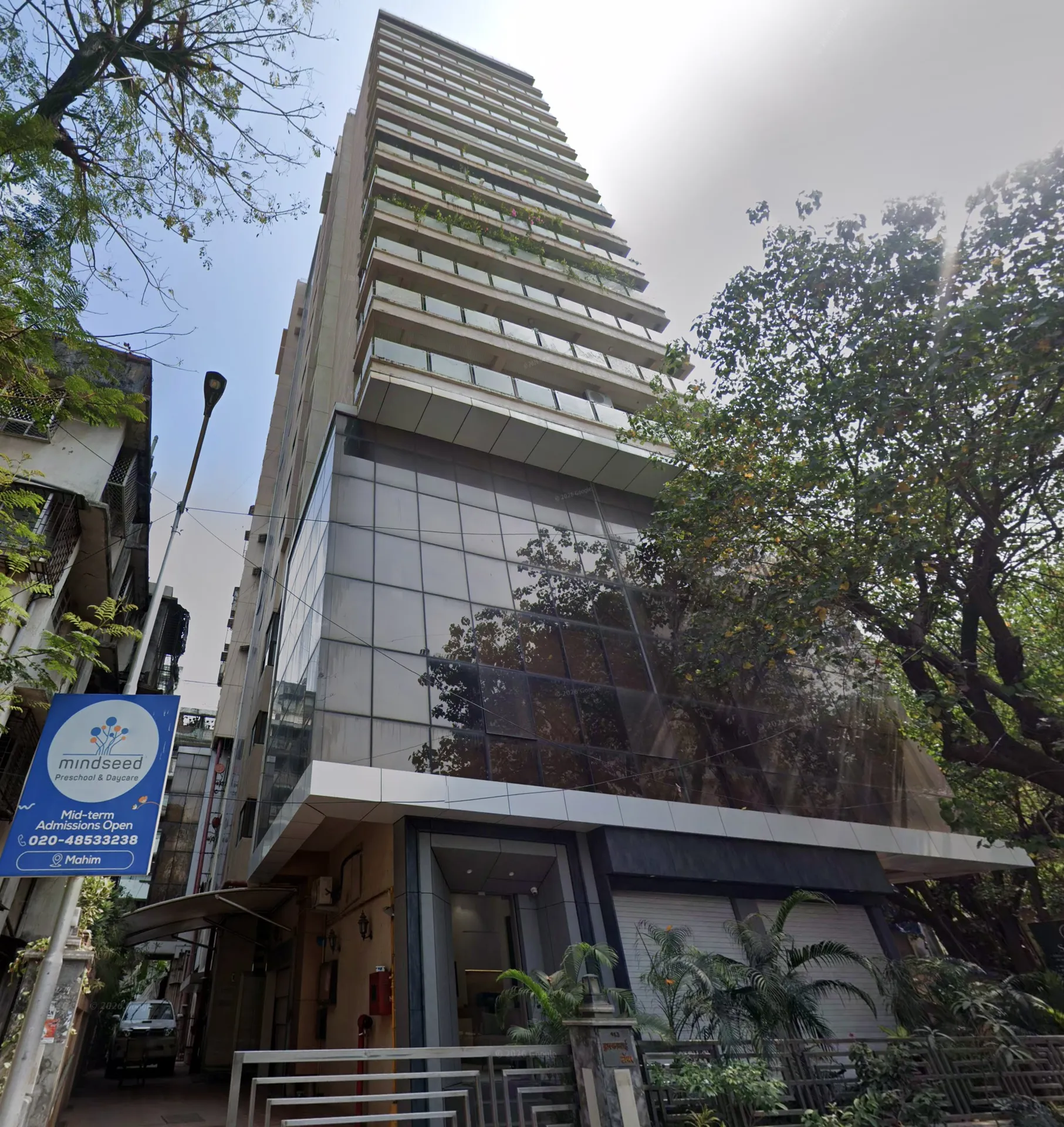 4.5 BHK in Dwarkamai Tower, Matunga - Photo 2