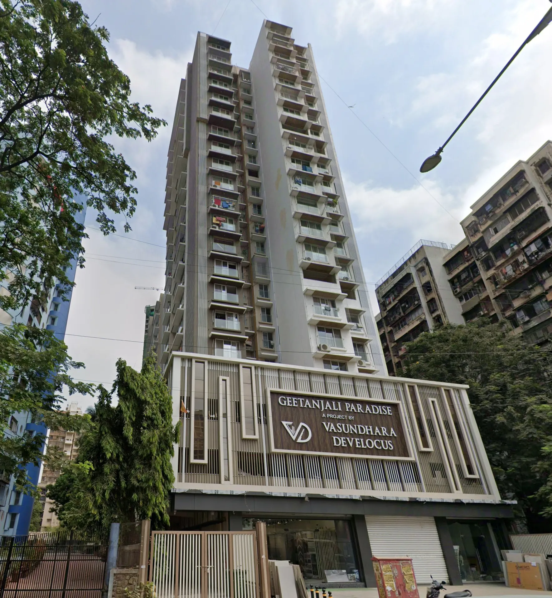 2 BHK in Geetanjali Paradise, Malad West