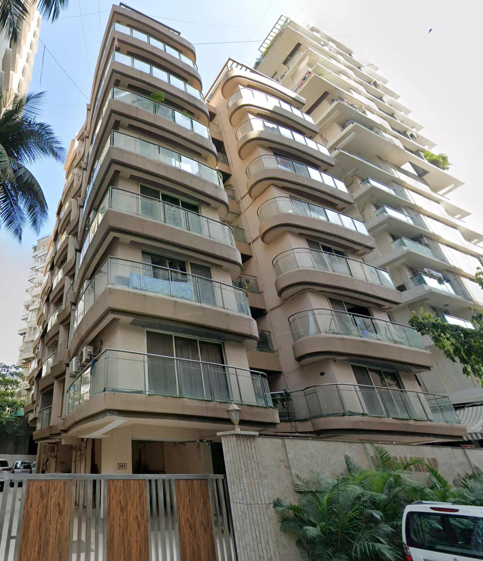 3 BHK Fully Furnished in Mangal Milap, Juhu - Photo 1