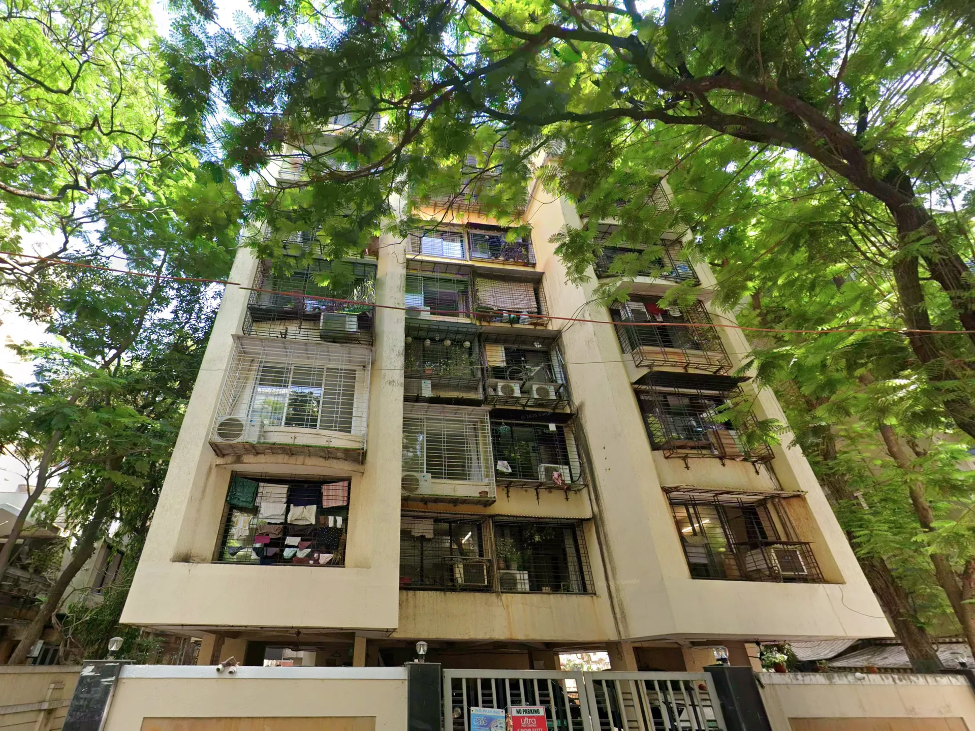 3 BHK in Gada Residency, Juhu