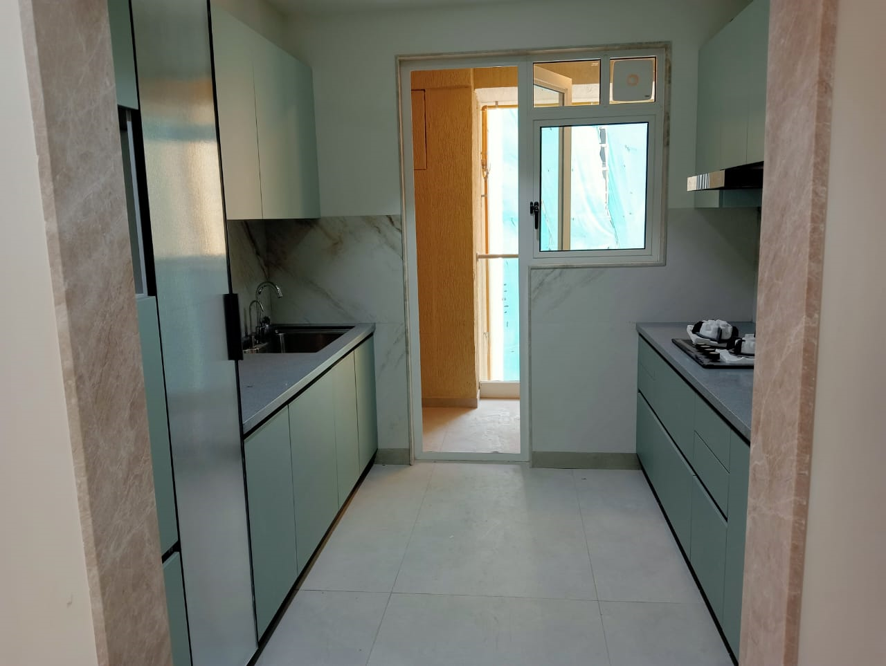 4 BHK Semi-Furnished in Cassias, Bandra West - Photo 3