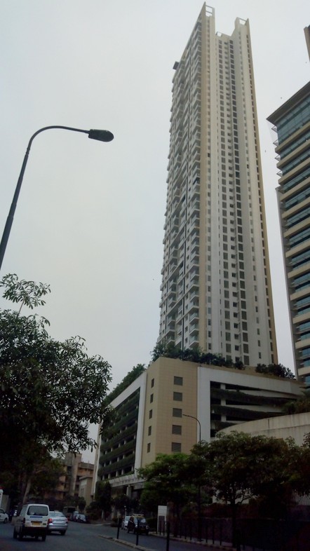 2 BHK Semi-Furnished in Lodha Primero, Mahalaxmi