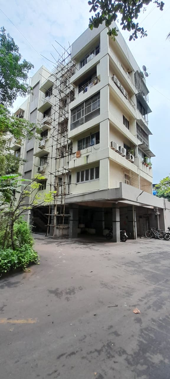 2 BHK Fully Furnished in Sea Palace, Juhu - Photo 2