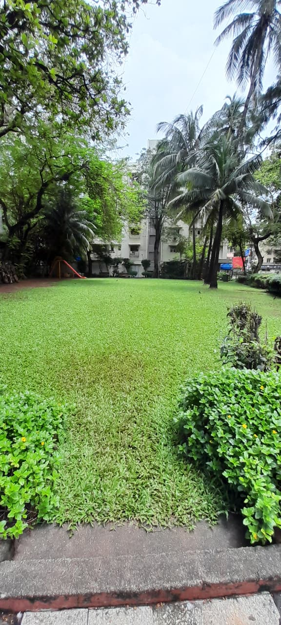 2 BHK Fully Furnished in Sea Palace, Juhu - Photo 3