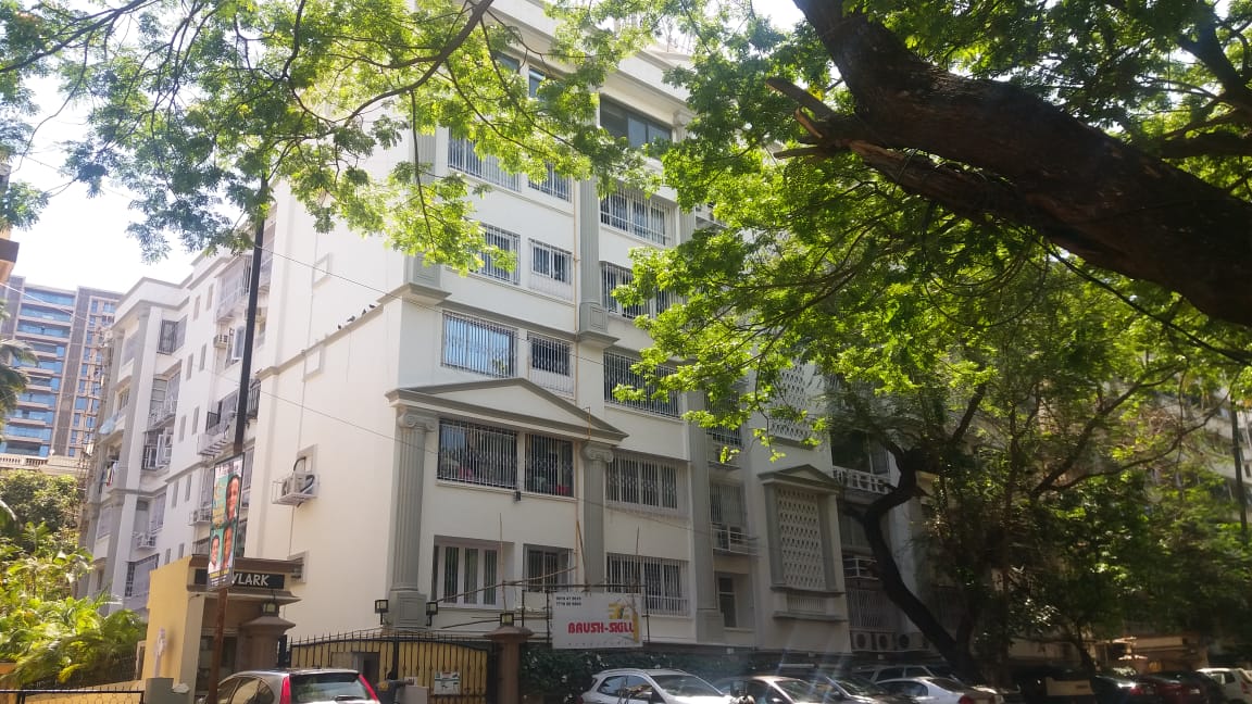 4 BHK Fully Furnished in Skylark, Bandra West - Photo 3