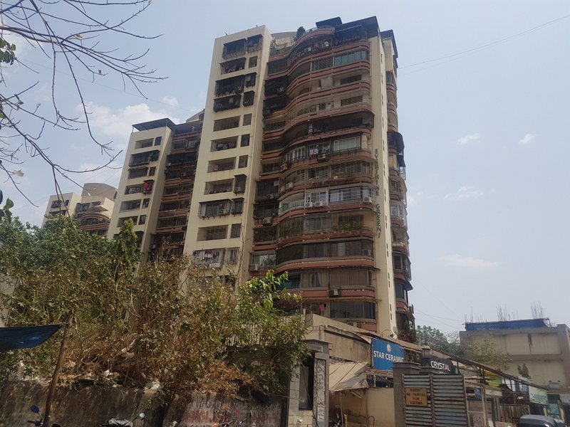 2 Semi-Furnished in Evershine Greens , Andheri West