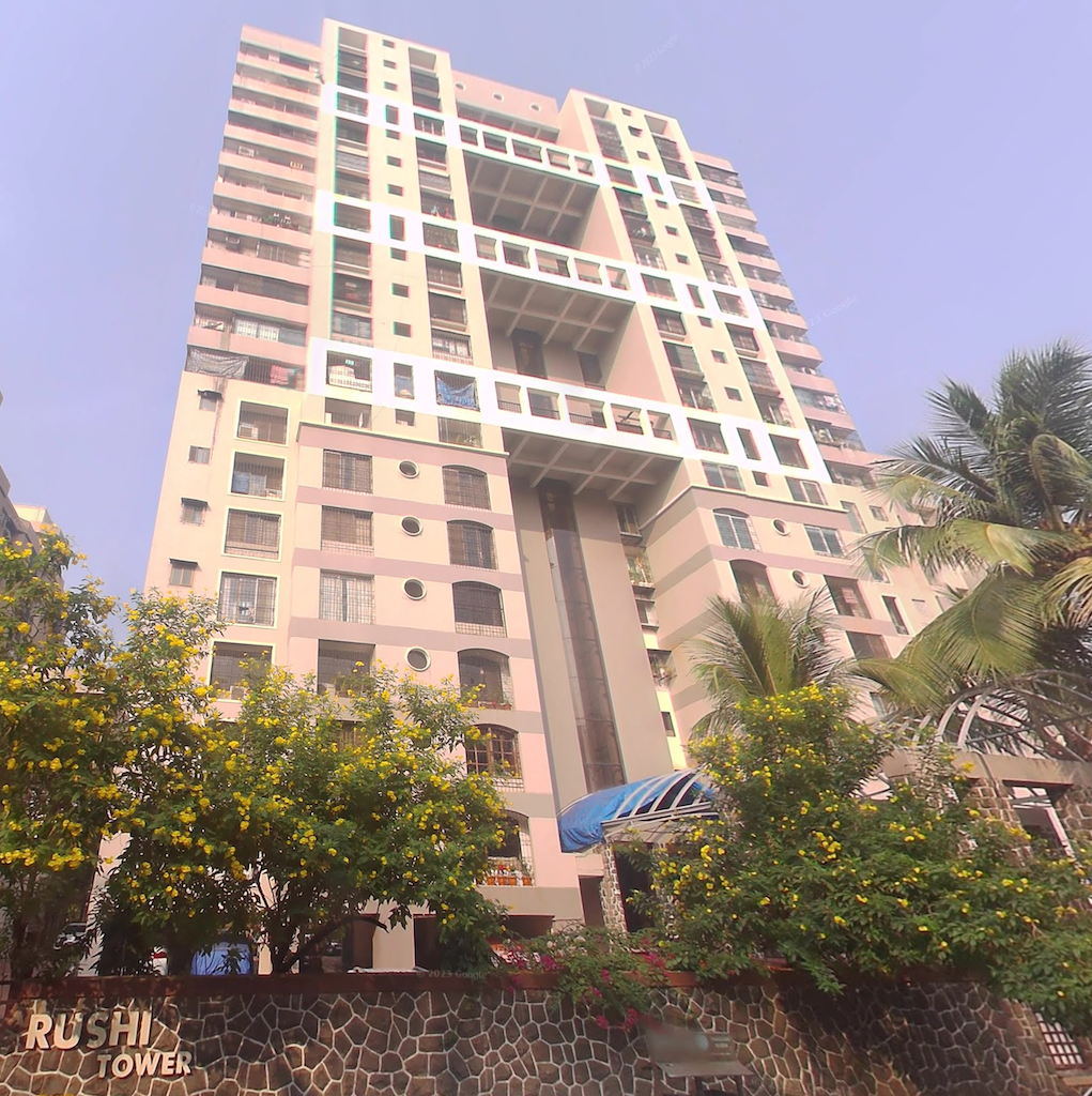4 BHK Semi-Furnished in Rushi Towers , Andheri West