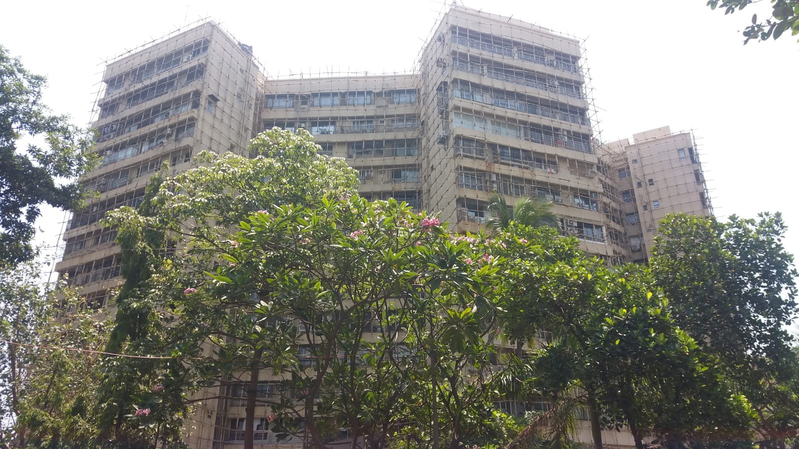 3 BHK Unfurnished in Kanti Apartment, Bandra West - Photo 3