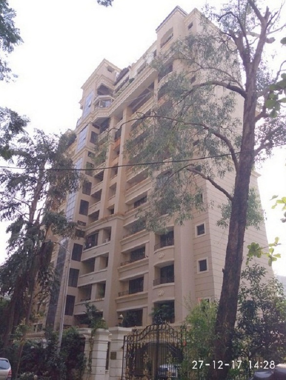 4 Semi-Furnished in Imperial Heights , Bandra West