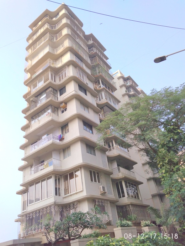 3 BHK Semi-Furnished in Silver Cascade, Bandra West