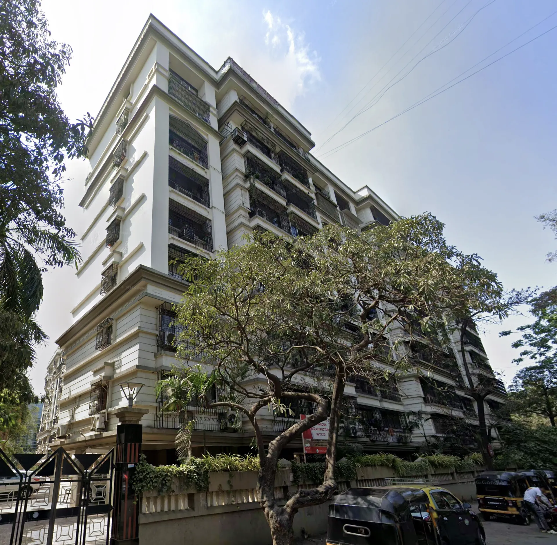 2 Semi-Furnished in Golden Square , Santacruz East