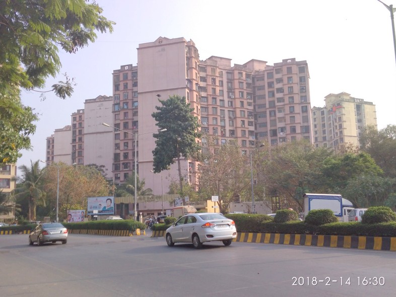 2 BHK Furnished in New Mhada , Andheri West