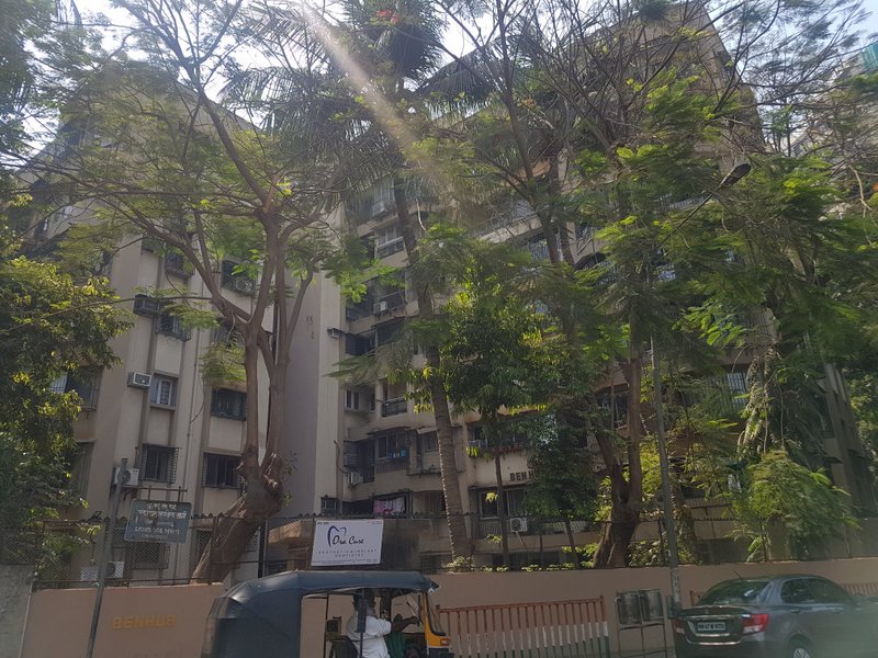 2 BHK Fully Furnished in Benhur Chsl, Andheri West - Photo 1