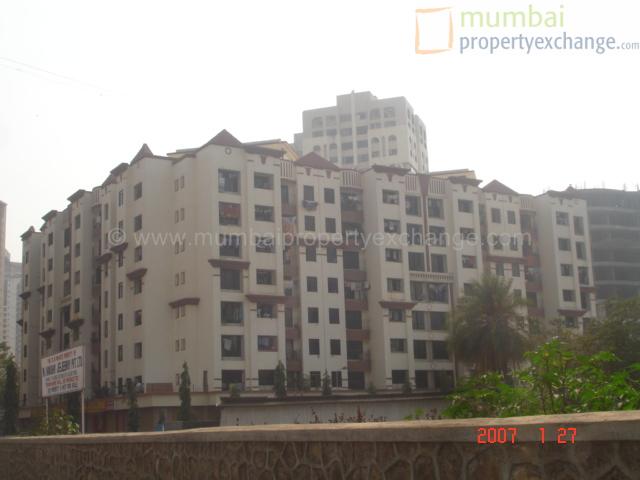 2 BHK Fully Furnished in Gayatri Satsang, Kandivali East - Photo 6