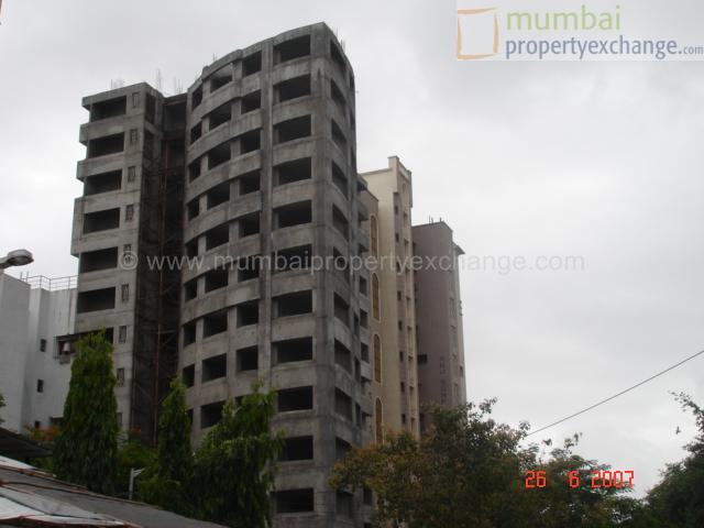 4 BHK in Sunflower, Borivali West - Photo 6