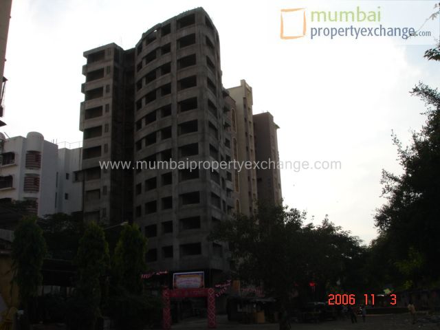 4 BHK in Sunflower, Borivali West - Photo 4