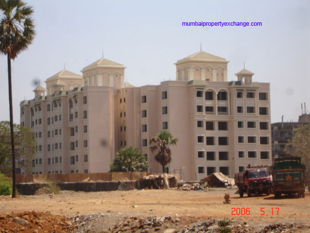 1 BHK Fully Furnished in Timber Green Park, Dahisar East - Photo 4