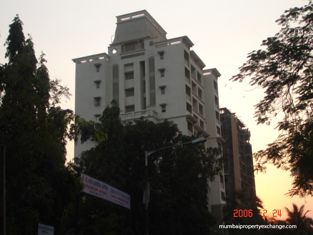 3 BHK Furnished Flat in Reema Residency, Borivali West - Photo 2