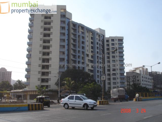 1 BHK Semi-Furnished in Solitaire Towers, Thane West - Photo 1