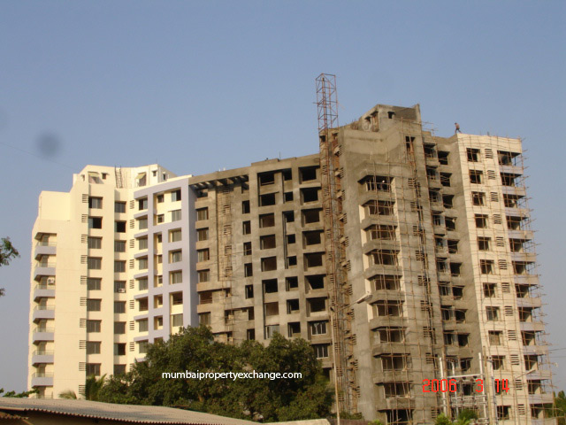 1 BHK Semi-Furnished in Solitaire Towers, Thane West - Photo 3