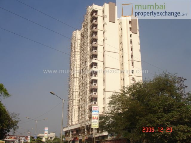 3 BHK Semi-Furnished in Cosmos Tower, Thane West - Photo 1