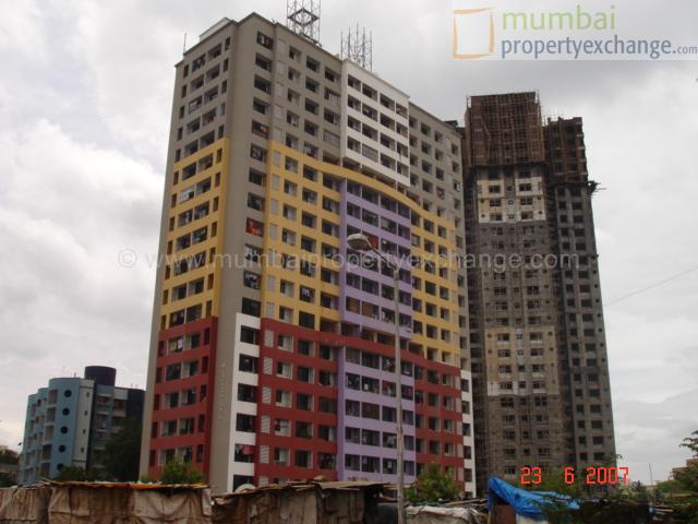 1 BHK Semi-Furnished in Shree Vallabh Tower, Malad West - Photo 5