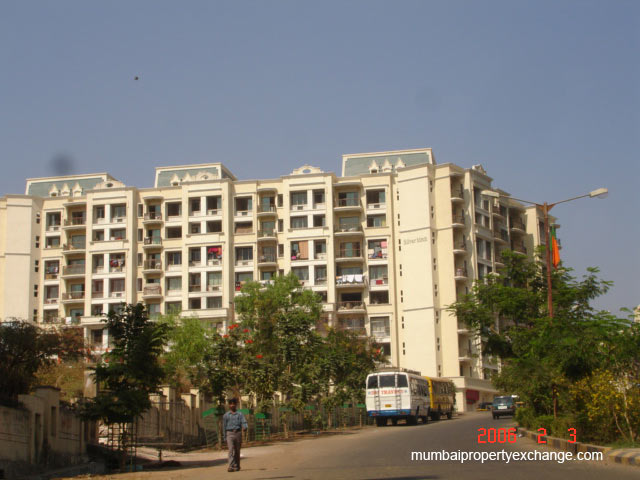 3 BHK Fully Furnished in Silver Birch, Mulund West - Photo 3